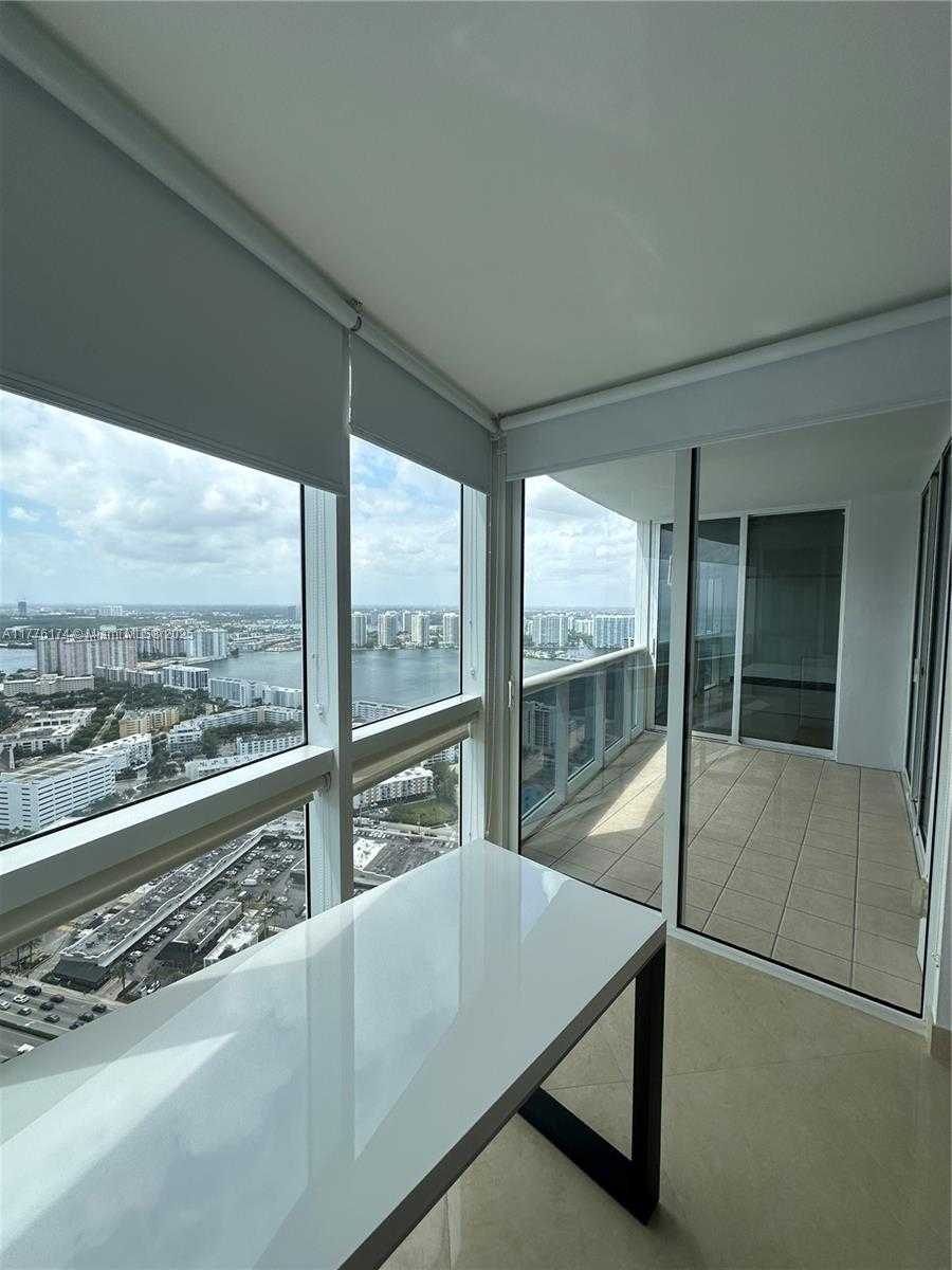 Small Image of 18201 COLLINS AVE #5307, Sunny Isles Beach Number 11