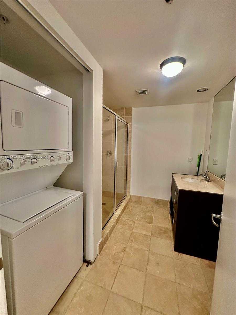 Small Image of 18201 COLLINS AVE #5307, Sunny Isles Beach Number 13