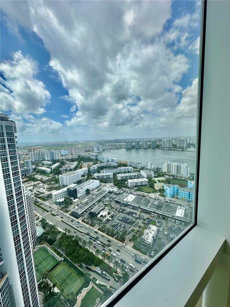 Small Image of 18201 COLLINS AVE #5307, Sunny Isles Beach Number 5