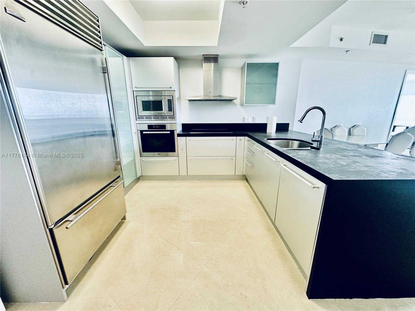 Small Image of 18201 COLLINS AVE #5307, Sunny Isles Beach Number 7