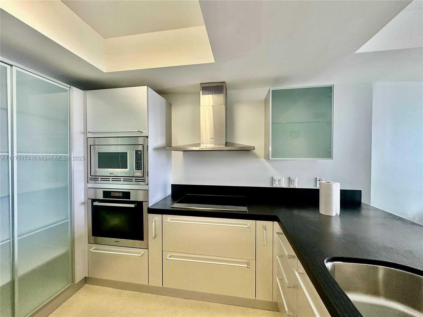 Small Image of 18201 COLLINS AVE #5307, Sunny Isles Beach Number 8