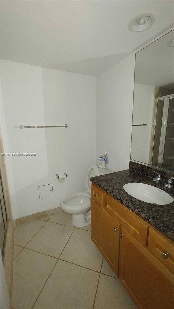 Small Image of 5600 COLLINS AVE #16Y, Miami Beach Number 12