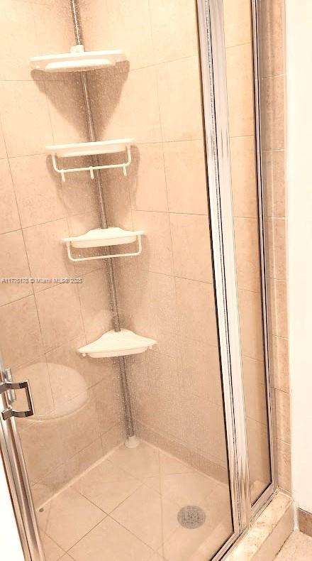 Small Image of 5600 COLLINS AVE #16Y, Miami Beach Number 15