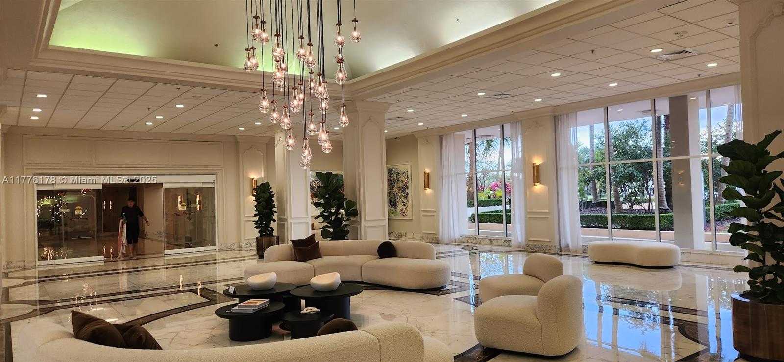 Small Image of 5600 COLLINS AVE #16Y, Miami Beach Number 25