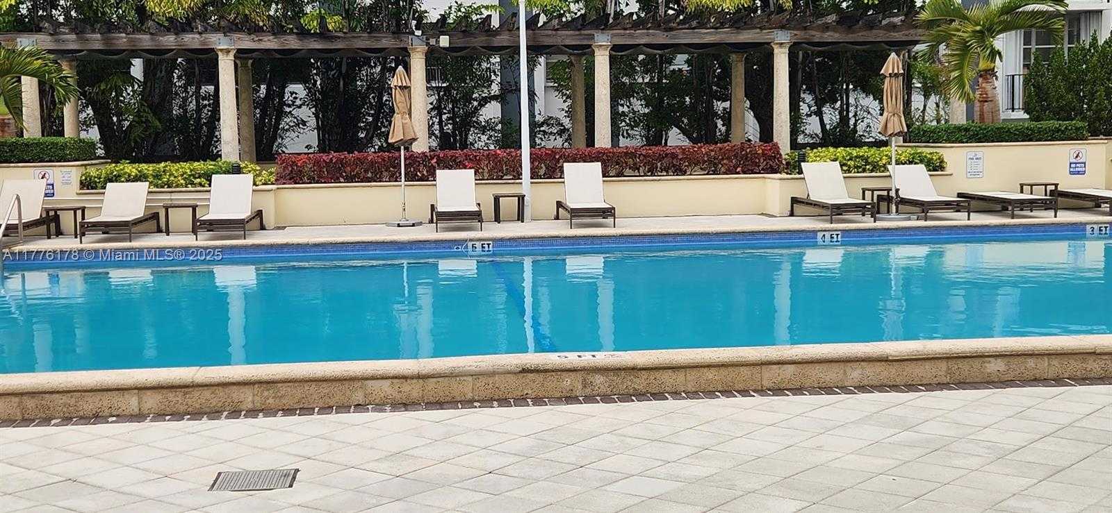 Small Image of 5600 COLLINS AVE #16Y, Miami Beach Number 27