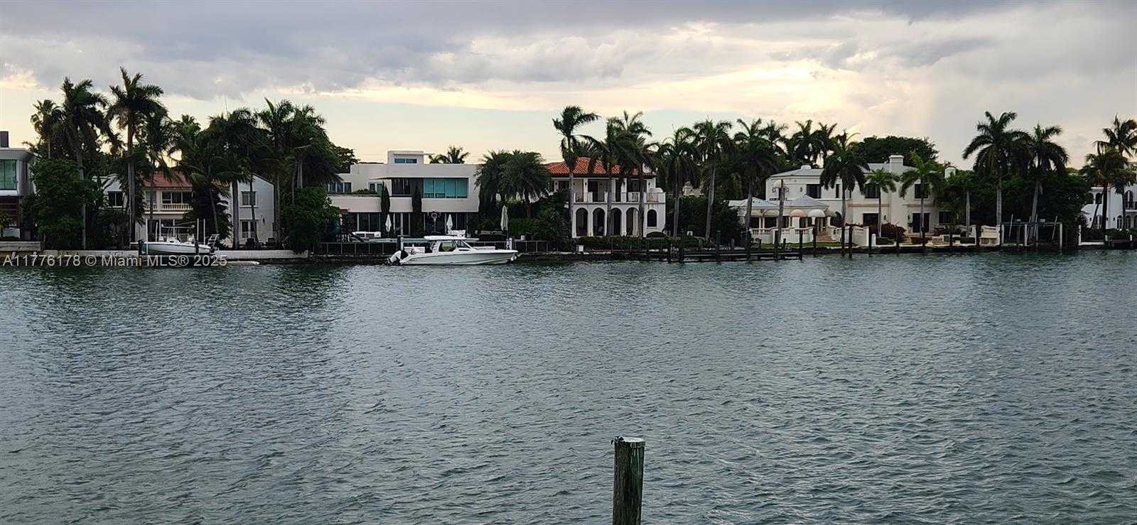 Small Image of 5600 COLLINS AVE #16Y, Miami Beach Number 29