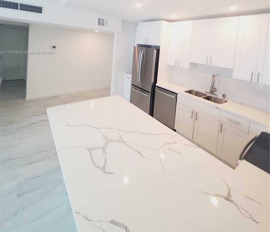 Small Image of 19380 COLLINS AVE #902, Sunny Isles Beach Number 3