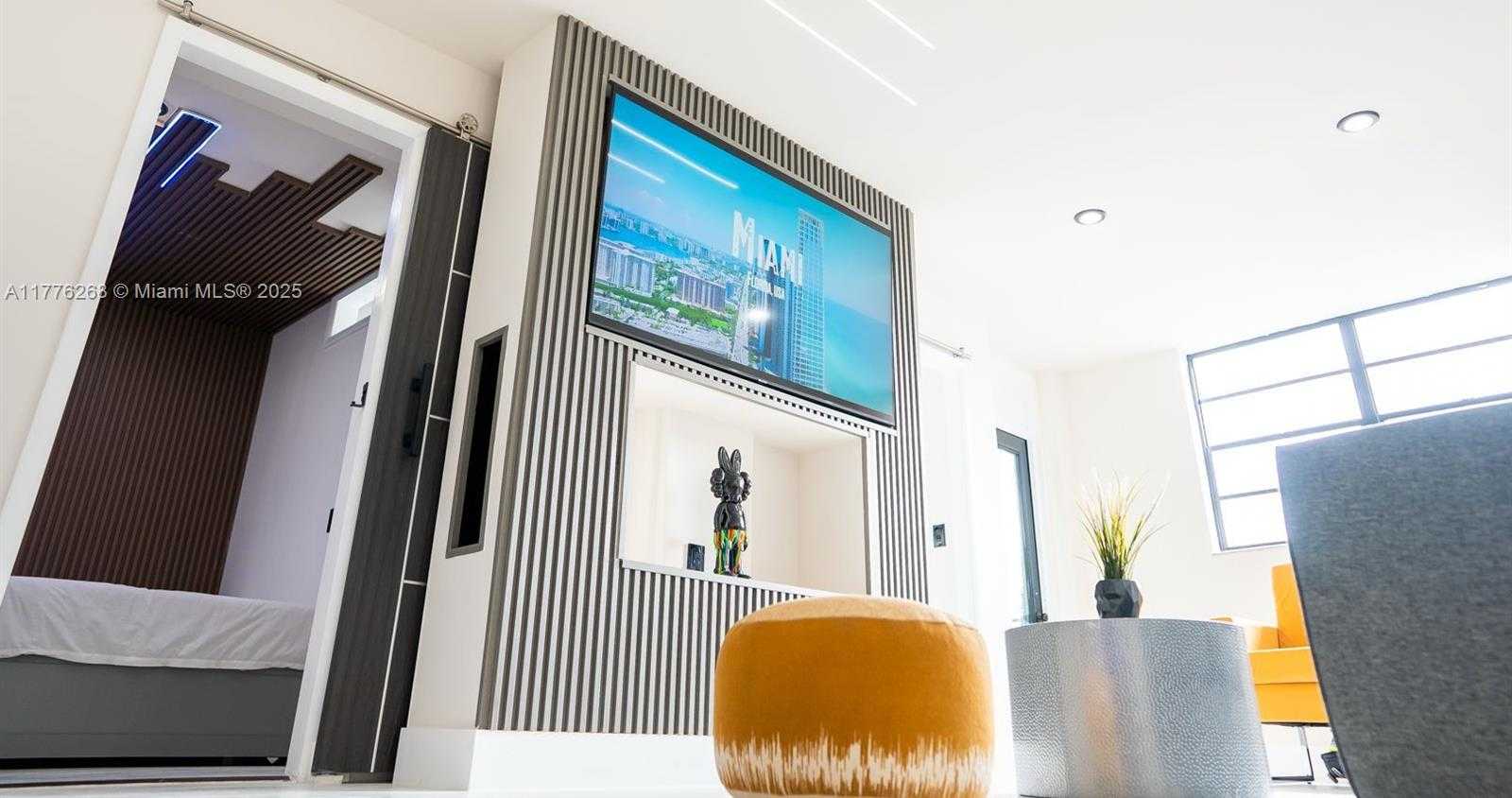 Small Image of 2903 NORTH MIAMI BEACH BLVD #903, North Miami Beach Number 19