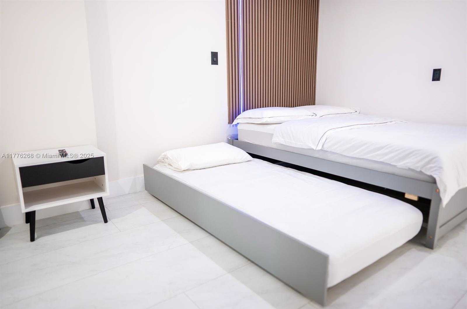 Small Image of 2903 NORTH MIAMI BEACH BLVD #903, North Miami Beach Number 23