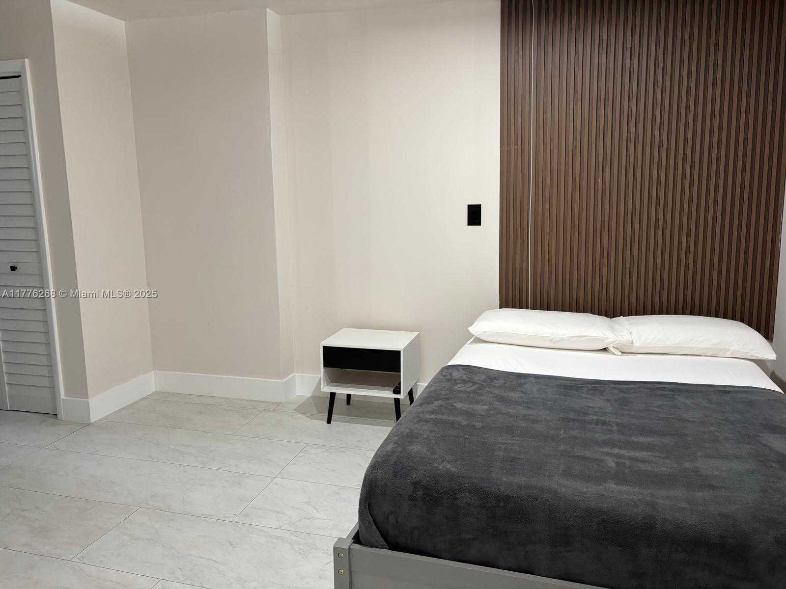 Small Image of 2903 NORTH MIAMI BEACH BLVD #903, North Miami Beach Number 8