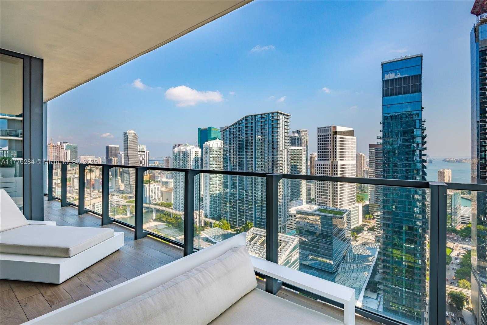 Small Image of 88 SOUTH WEST 7TH ST #3301, Miami Number 14