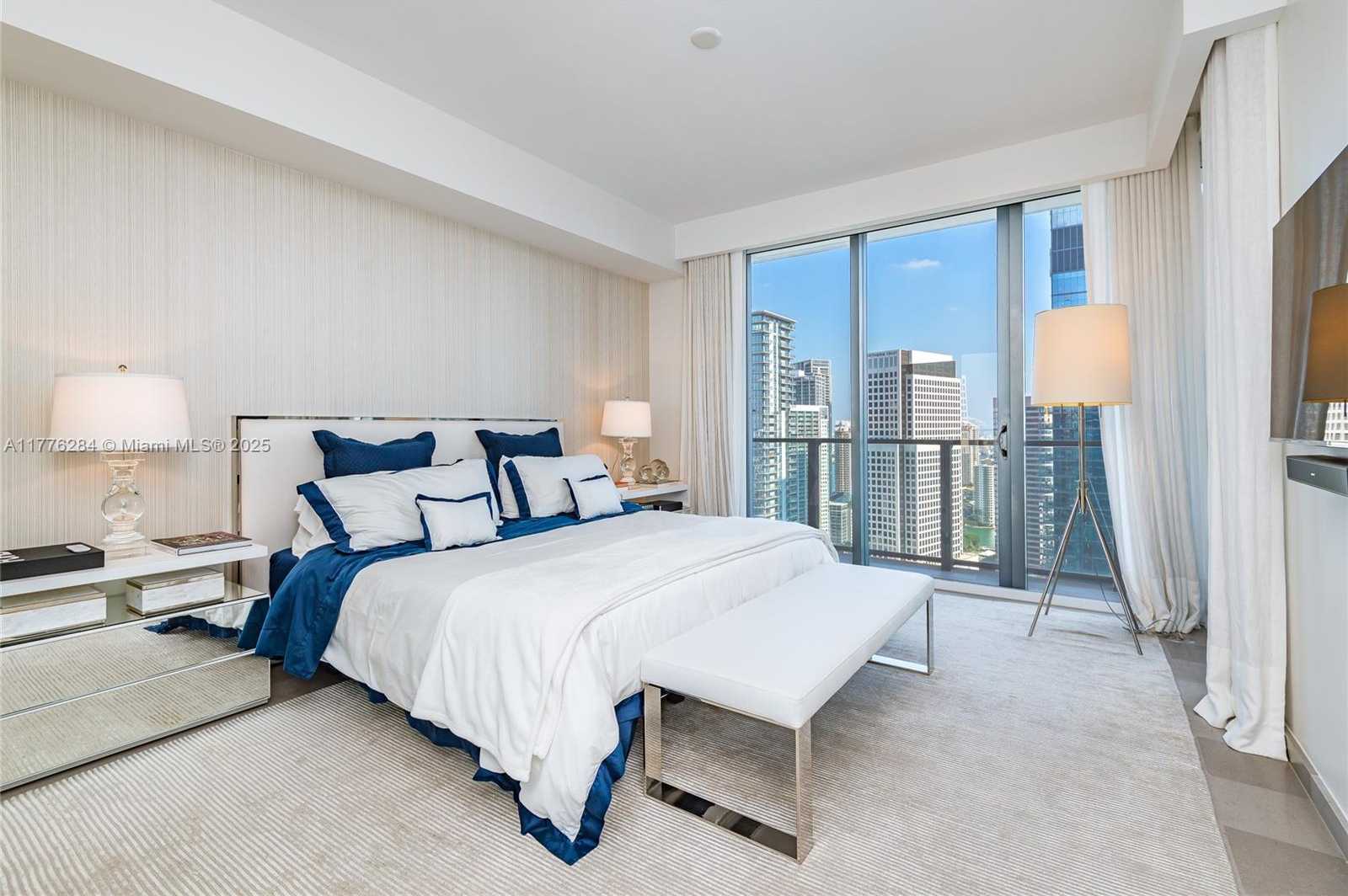 Small Image of 88 SOUTH WEST 7TH ST #3301, Miami Number 17