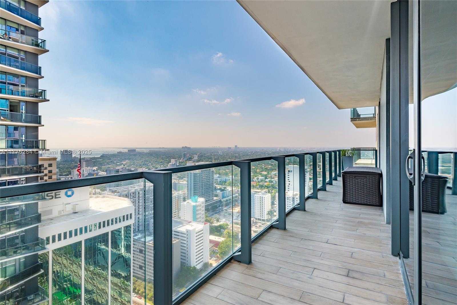 Small Image of 88 SOUTH WEST 7TH ST #3301, Miami Number 19