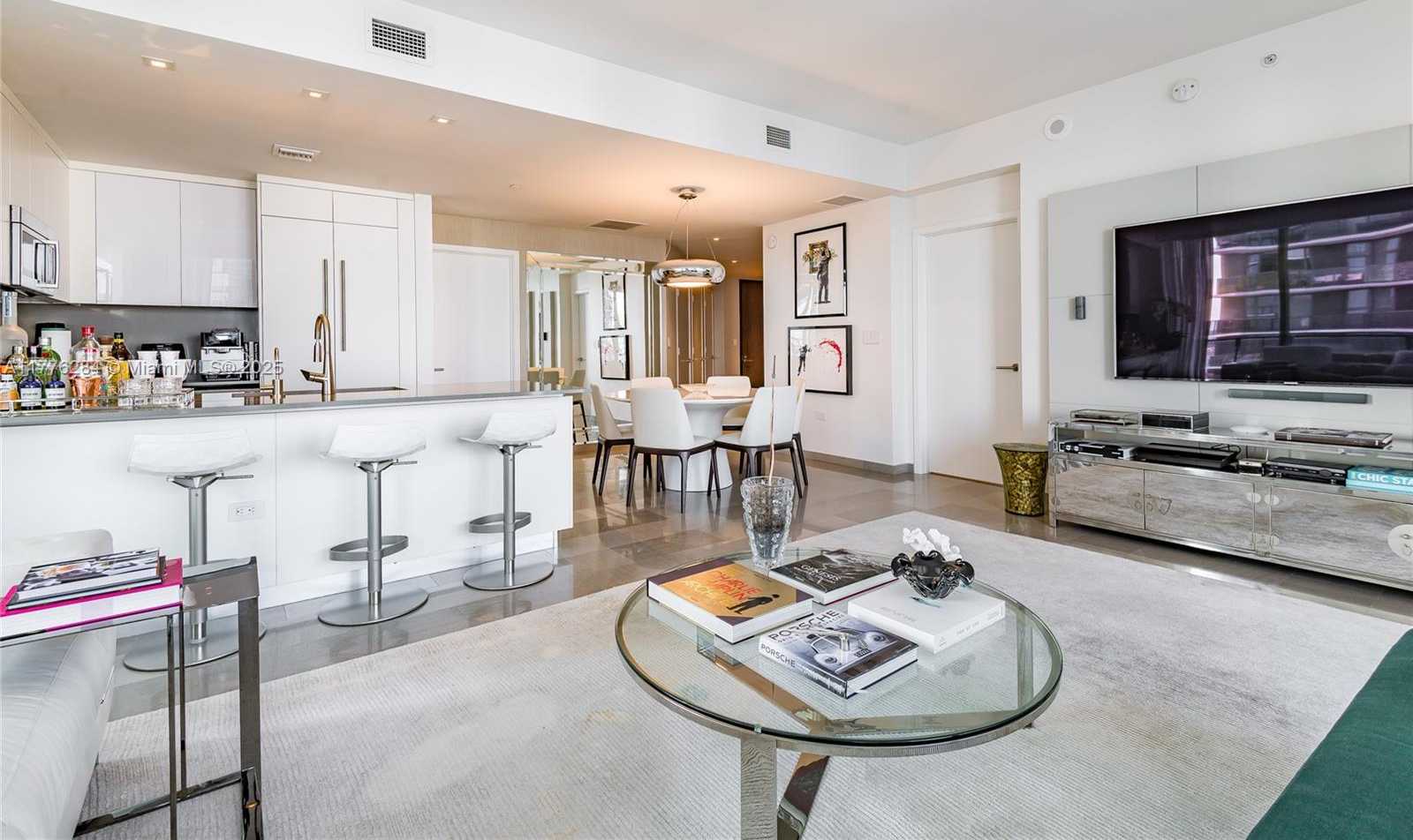 Small Image of 88 SOUTH WEST 7TH ST #3301, Miami Number 23