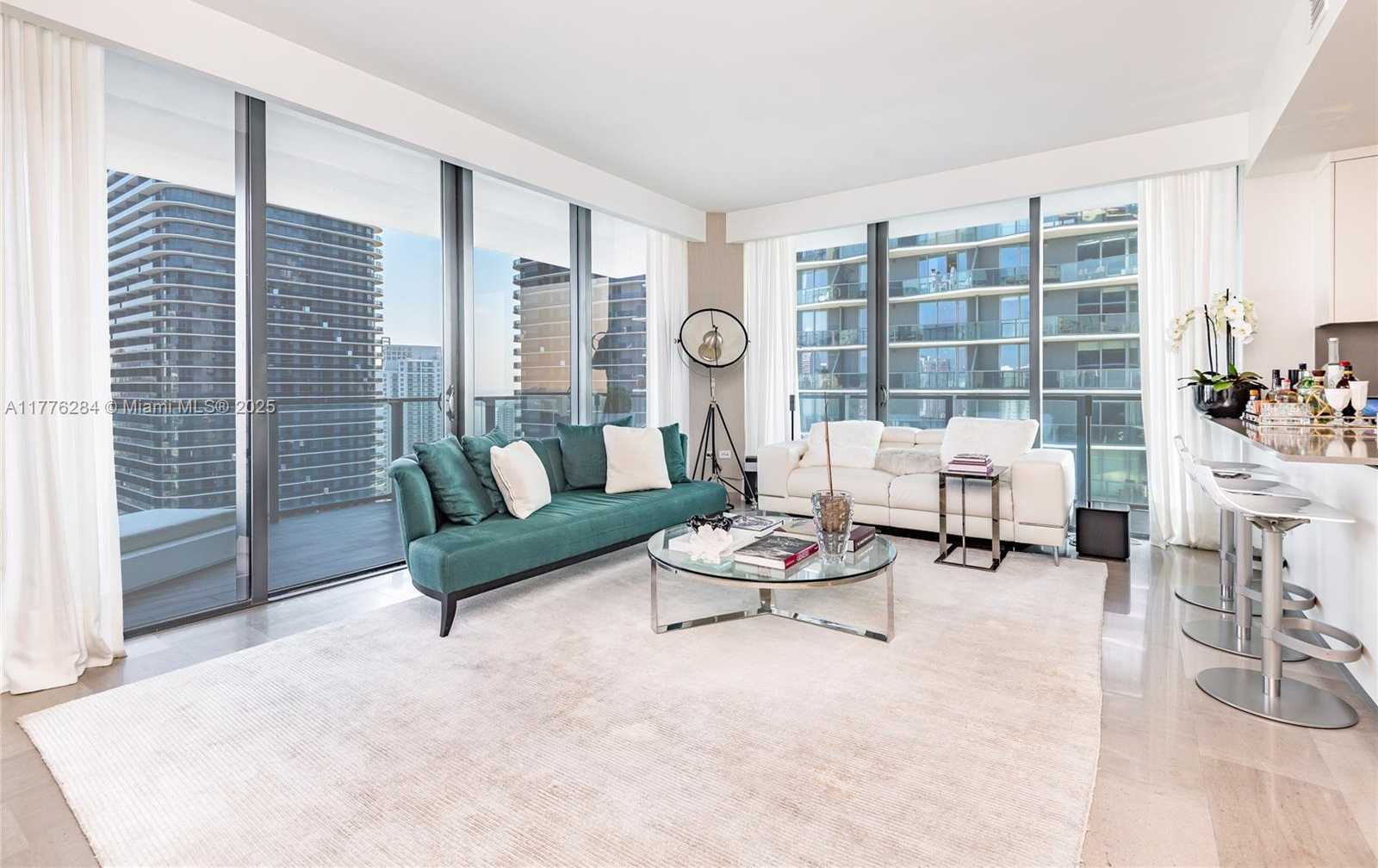 Small Image of 88 SOUTH WEST 7TH ST #3301, Miami Number 24
