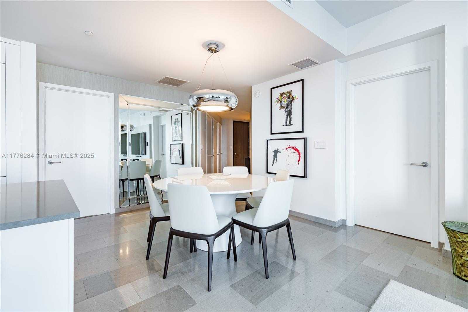 Small Image of 88 SOUTH WEST 7TH ST #3301, Miami Number 31