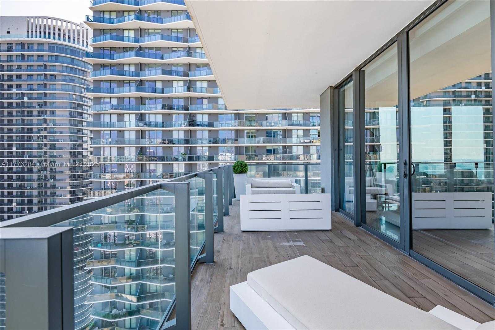 Small Image of 88 SOUTH WEST 7TH ST #3301, Miami Number 40