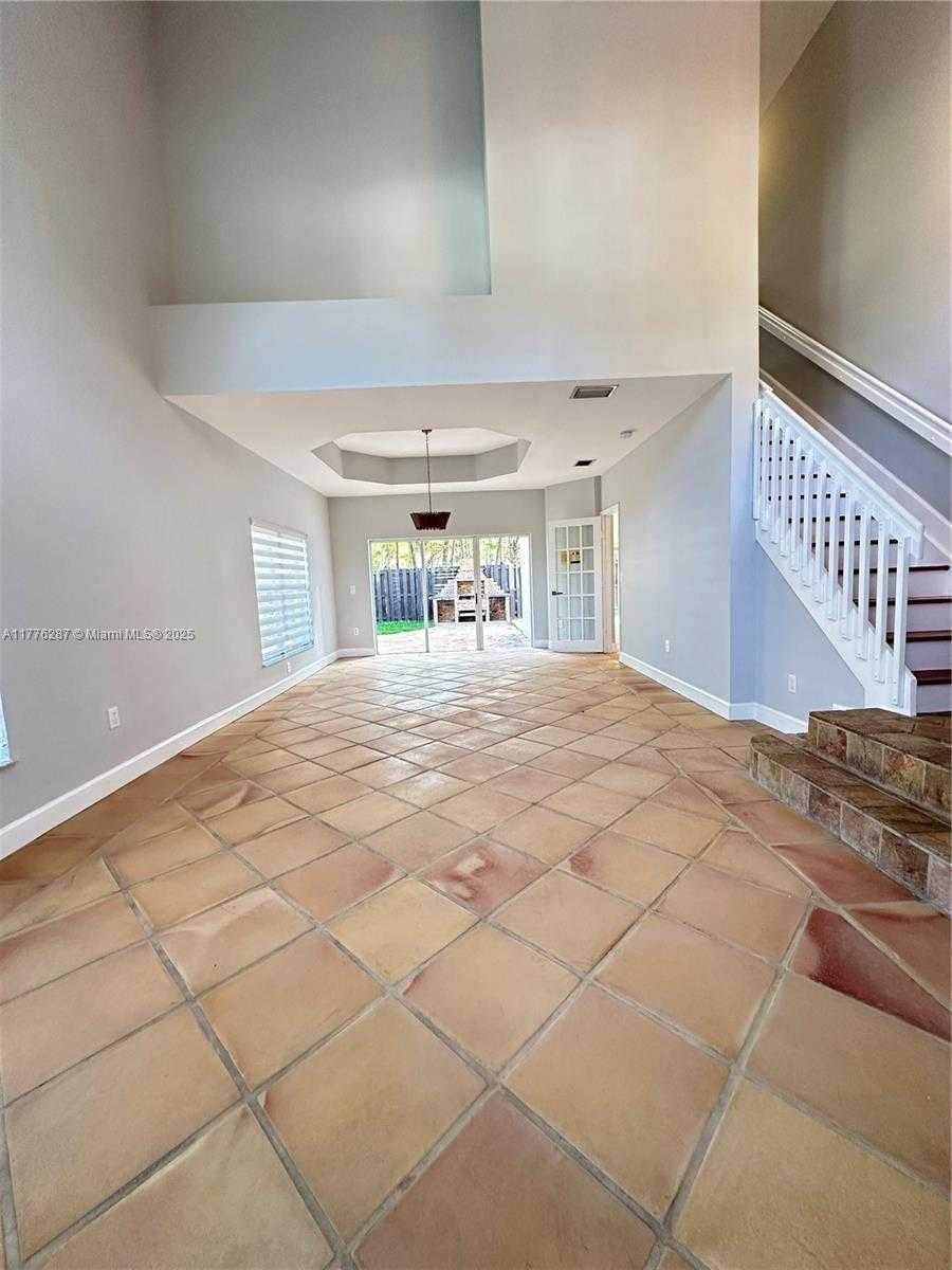 Small Image of 11226 NORTH WEST 59TH TER, Doral Number 3