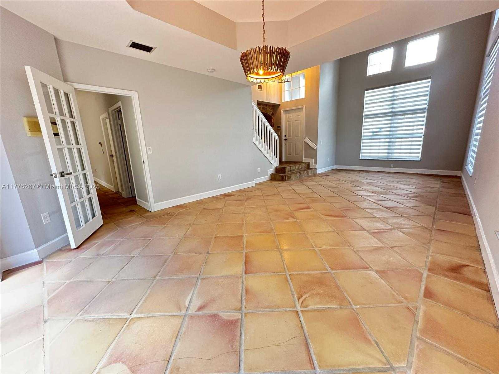 Small Image of 11226 NORTH WEST 59TH TER, Doral Number 5