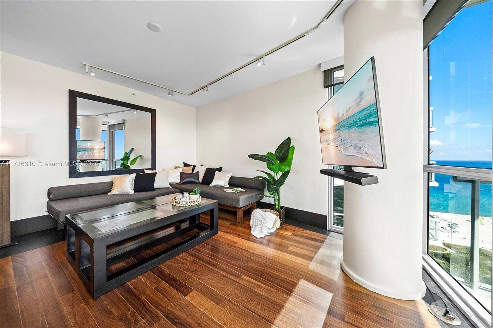 Small Image of 101 20TH ST #2404, Miami Beach Number 10