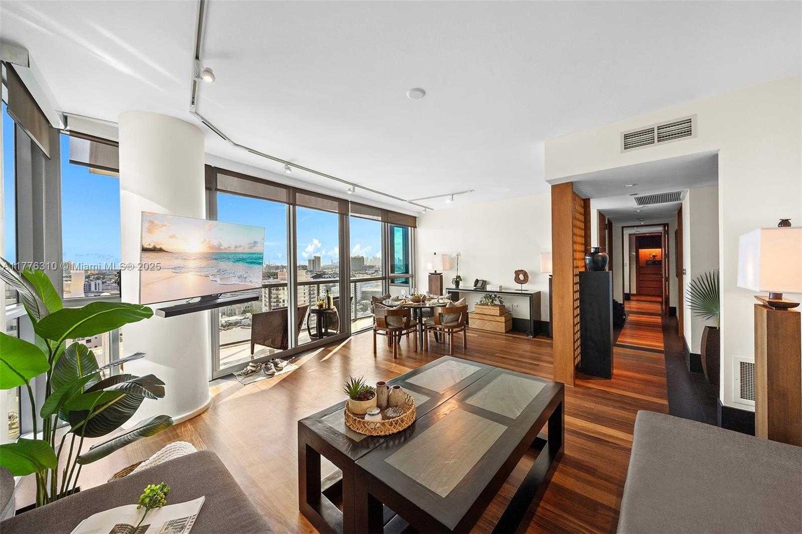 Small Image of 101 20TH ST #2404, Miami Beach Number 11