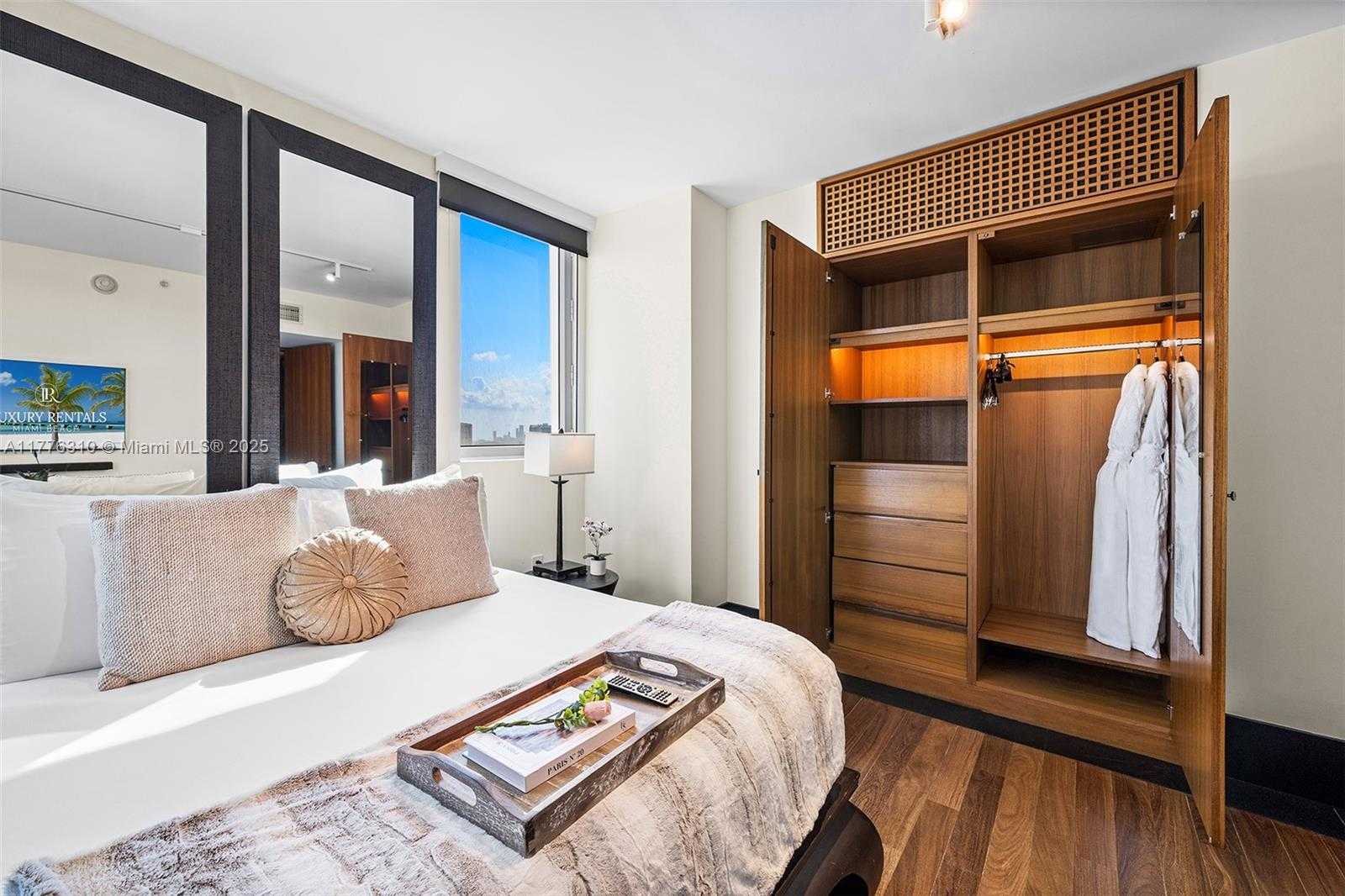 Small Image of 101 20TH ST #2404, Miami Beach Number 17