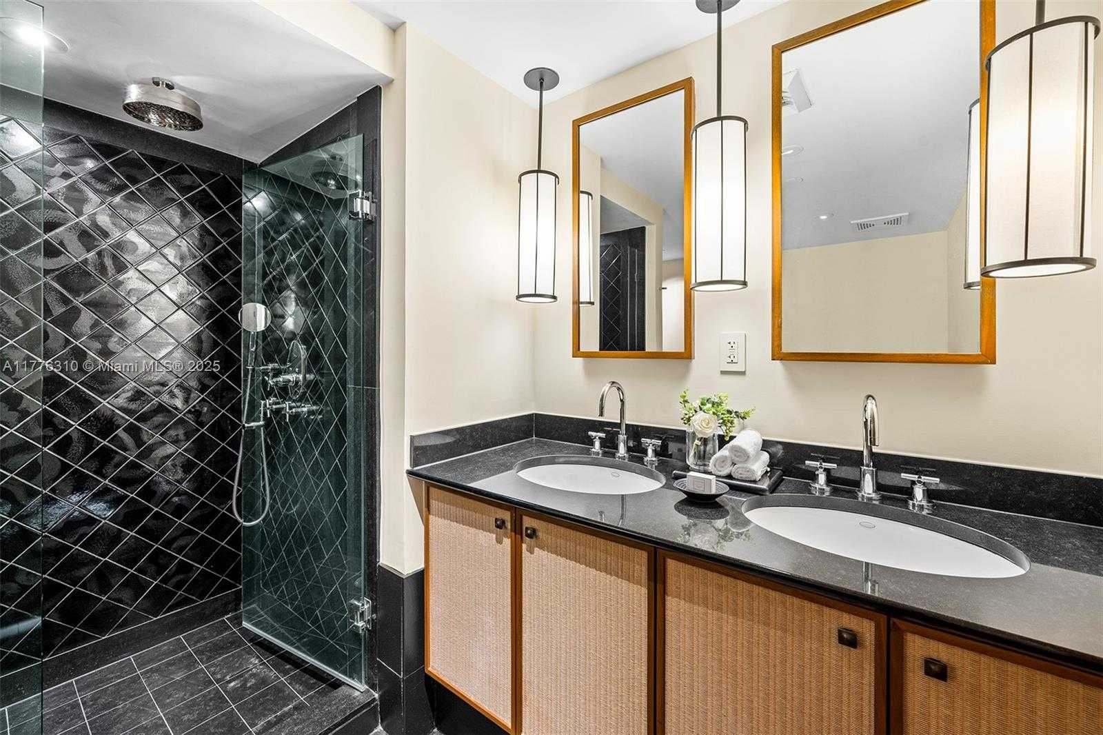 Small Image of 101 20TH ST #2404, Miami Beach Number 24