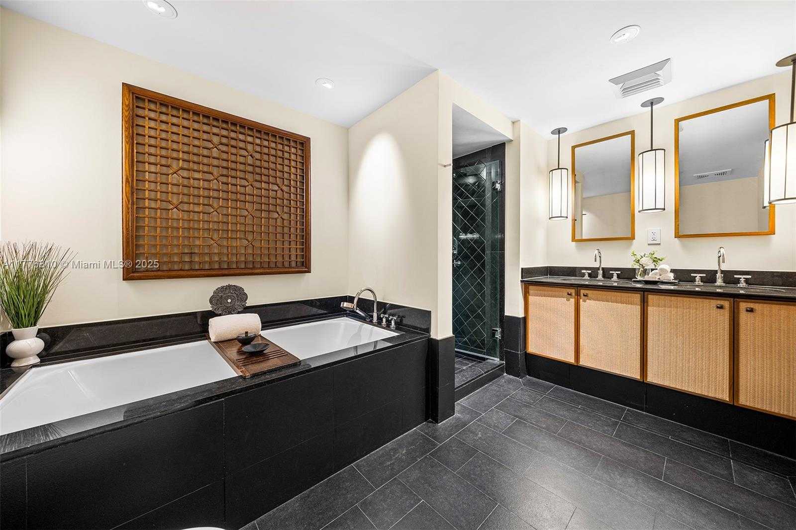Small Image of 101 20TH ST #2404, Miami Beach Number 26