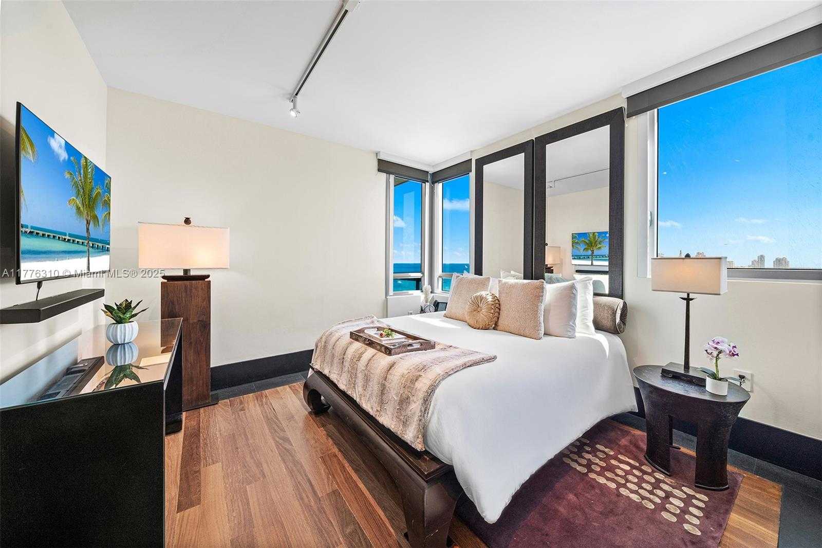 Small Image of 101 20TH ST #2404, Miami Beach Number 4