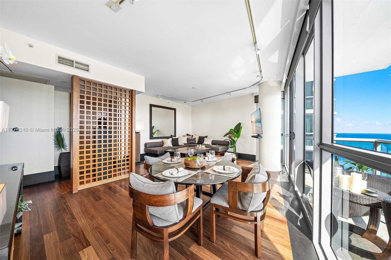 Small Image of 101 20TH ST #2404, Miami Beach Number 6