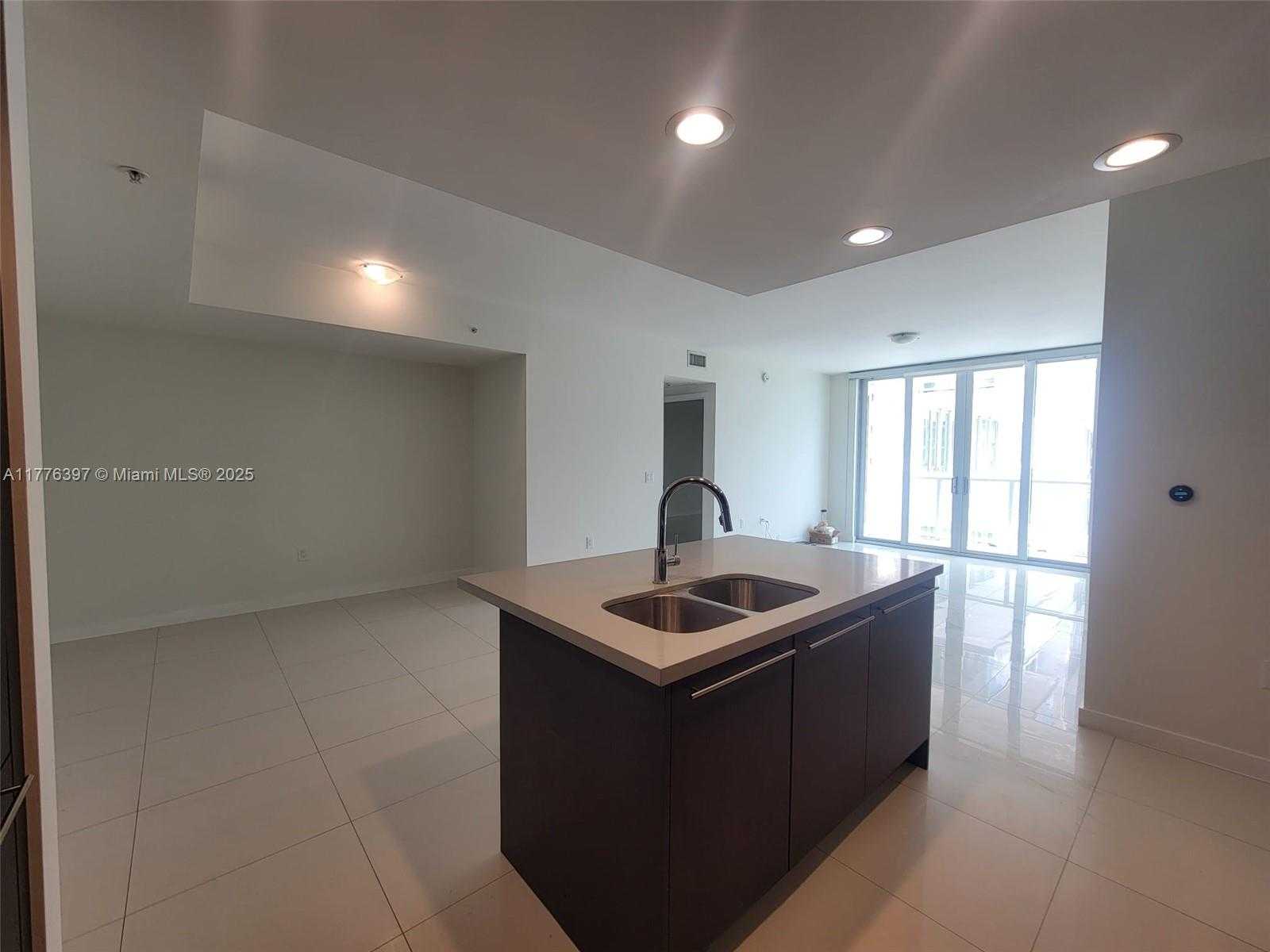 Small Image of 7825 NORTH WEST 107 AV #407, Doral Number 3