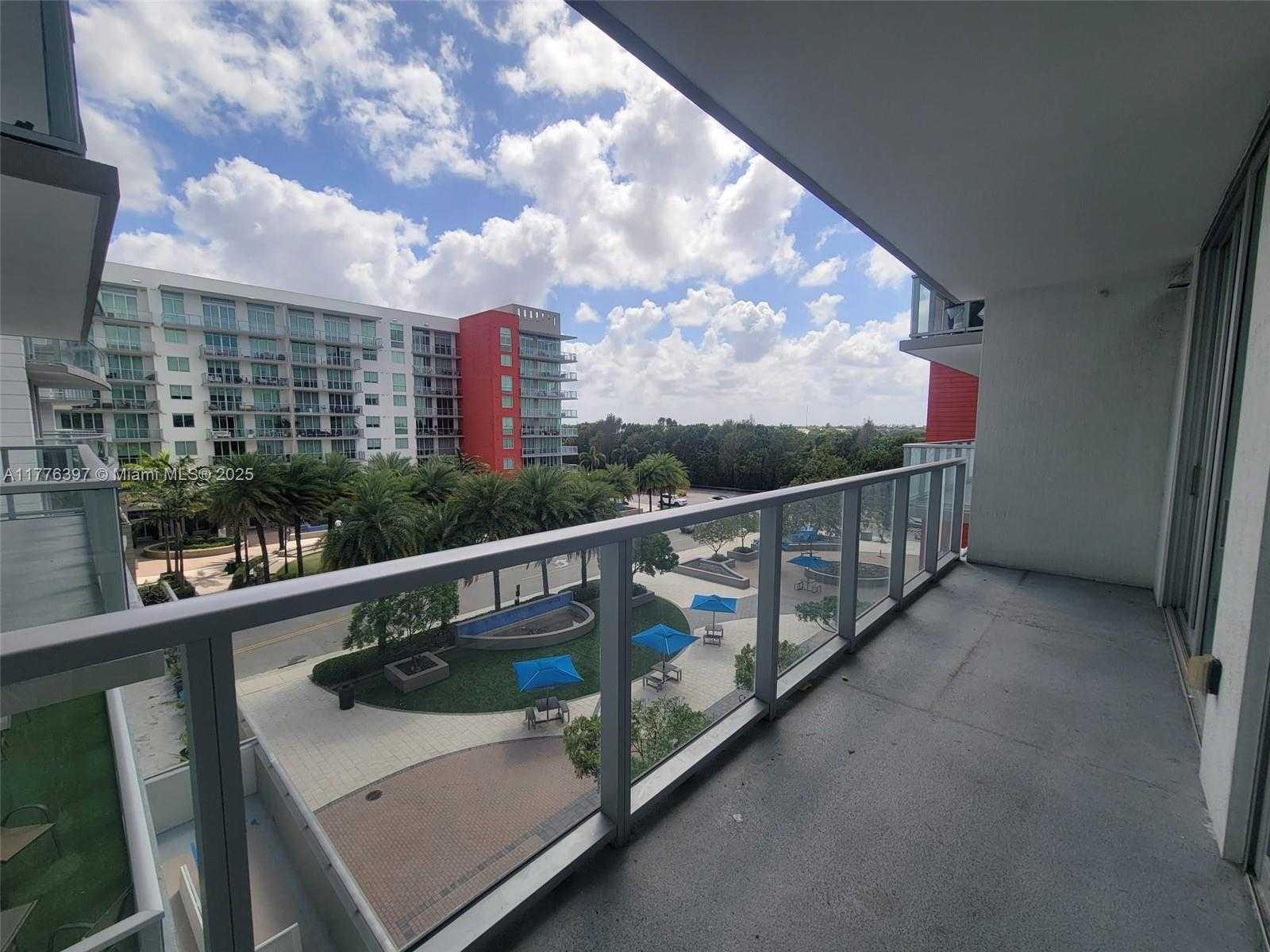 Small Image of 7825 NORTH WEST 107 AV #407, Doral Number 4