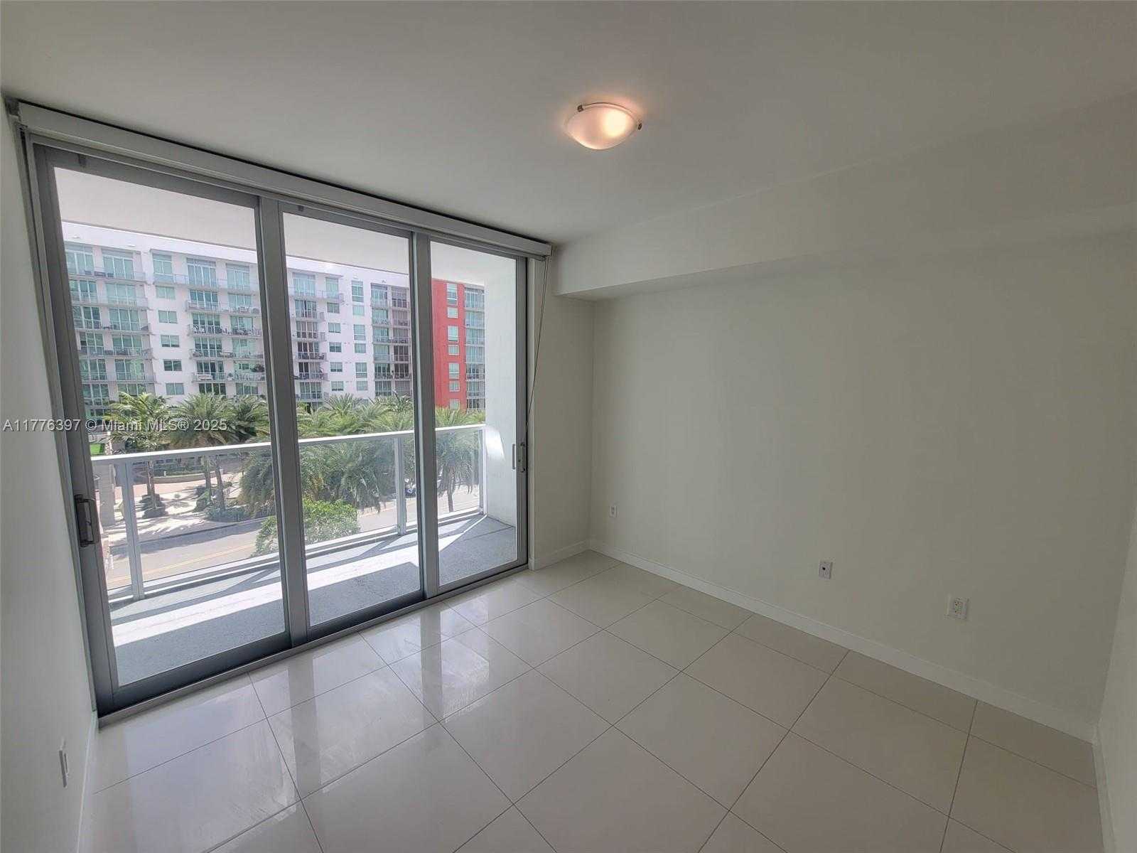 Small Image of 7825 NORTH WEST 107 AV #407, Doral Number 5