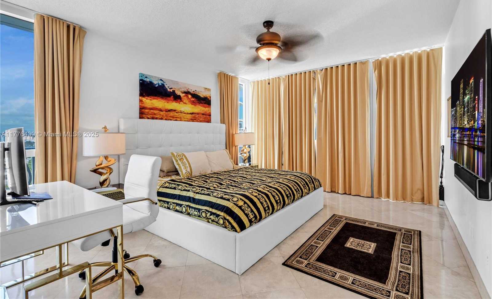 Small Image of 1500 OCEAN DR #907, Miami Beach Number 12