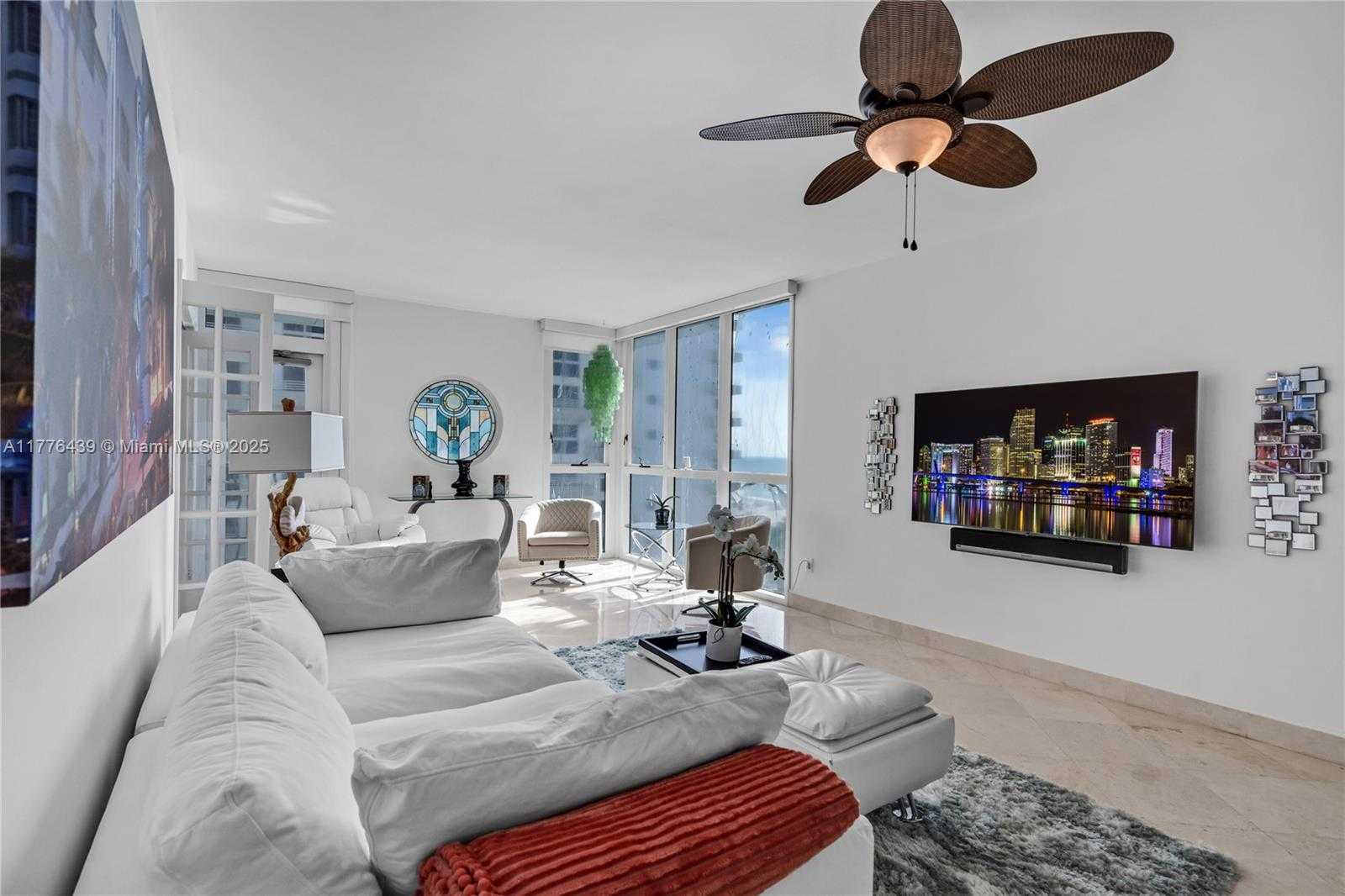 Small Image of 1500 OCEAN DR #907, Miami Beach Number 8