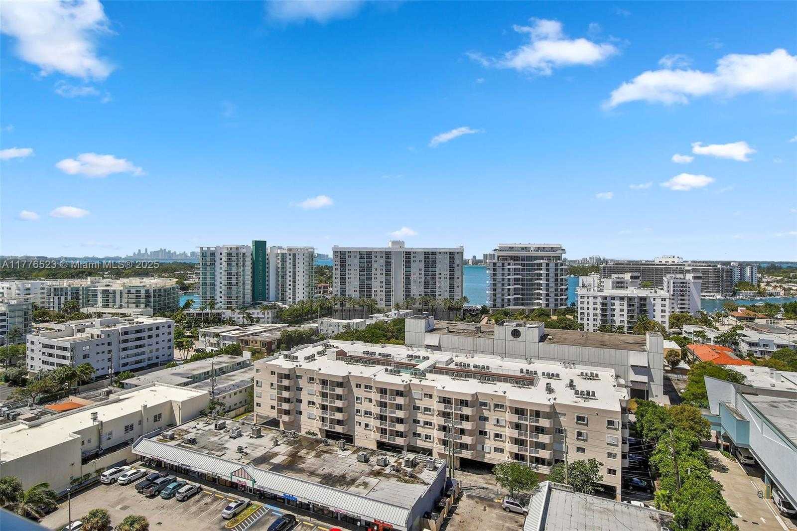 Small Image of 6799 COLLINS AVE #1201, Miami Beach Number 12
