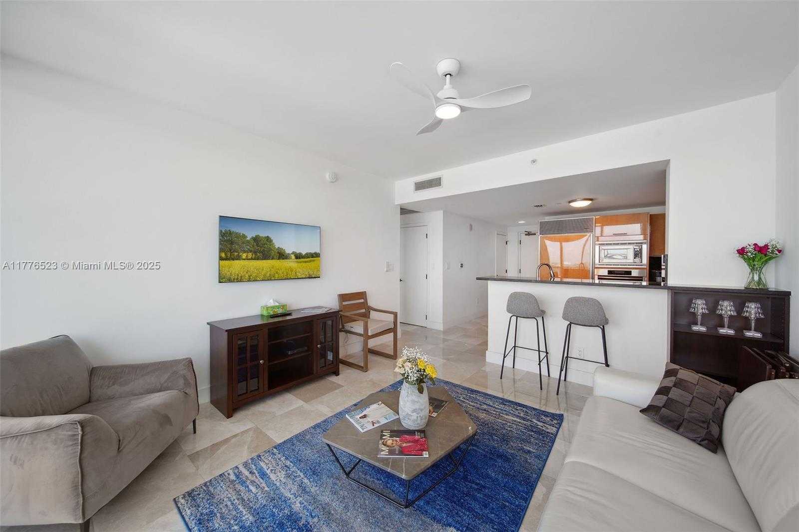 Small Image of 6799 COLLINS AVE #1201, Miami Beach Number 3