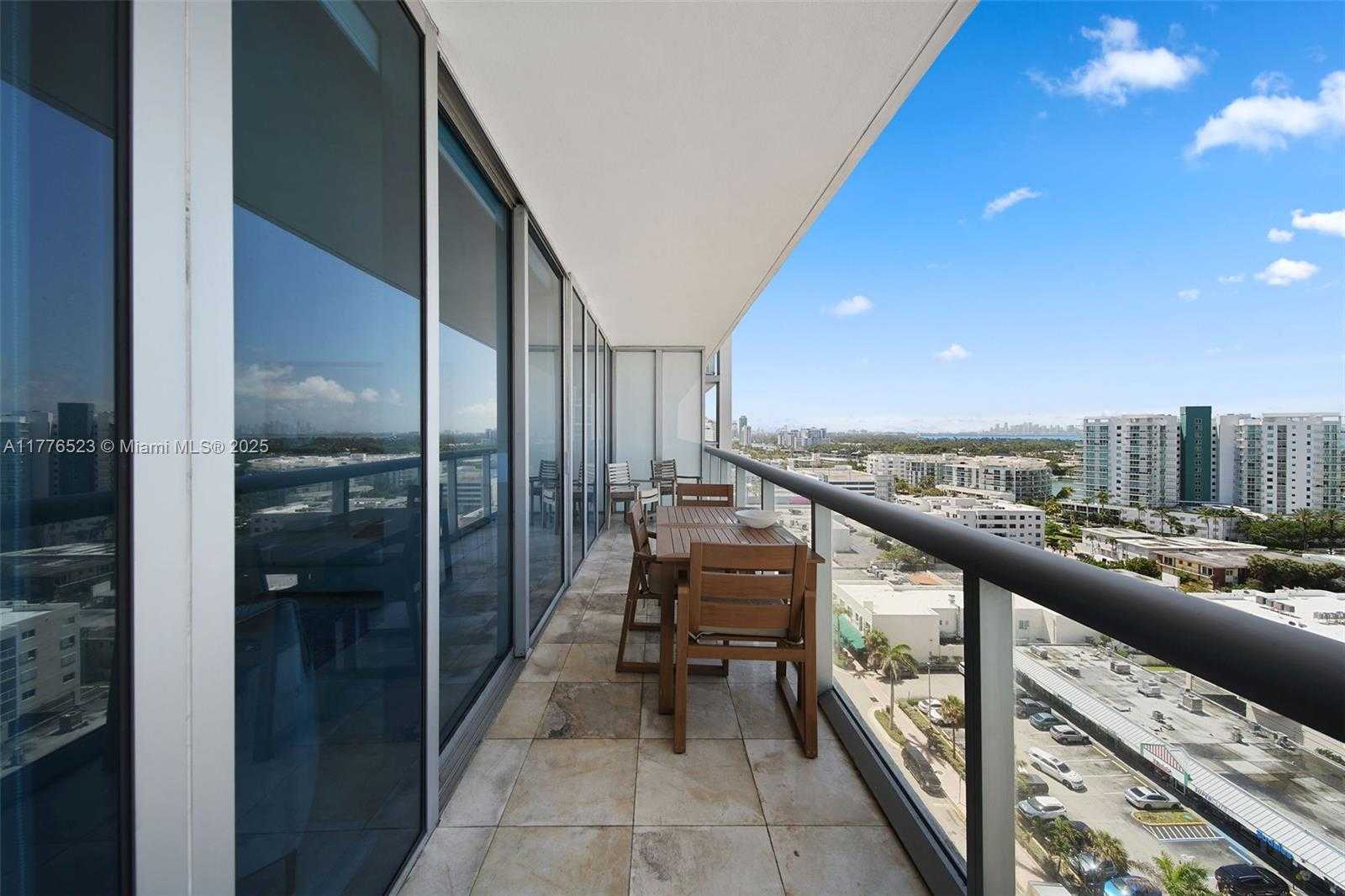 Small Image of 6799 COLLINS AVE #1201, Miami Beach Number 9