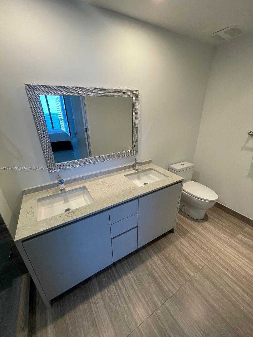 Small Image of 1010 BRICKELL AVE #2704, Miami Number 14