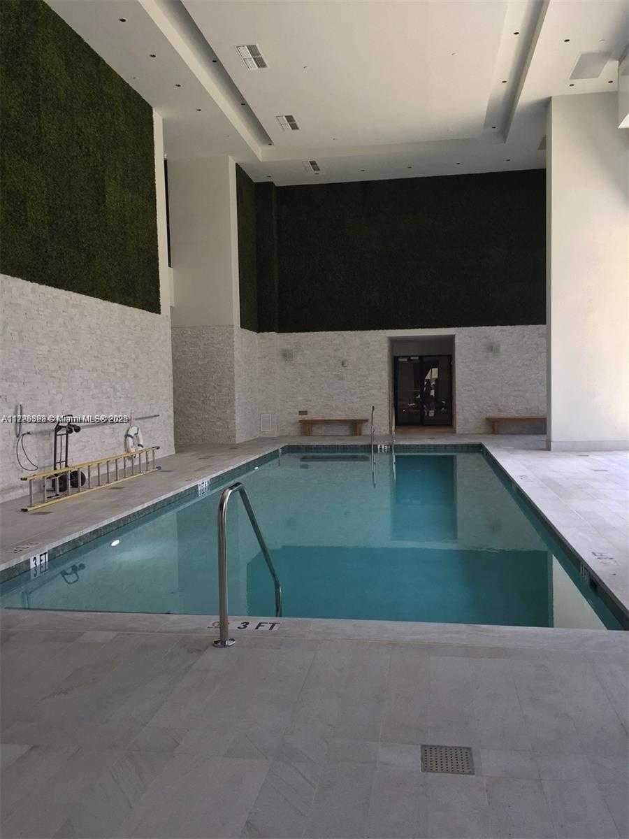 Small Image of 1010 BRICKELL AVE #2704, Miami Number 24