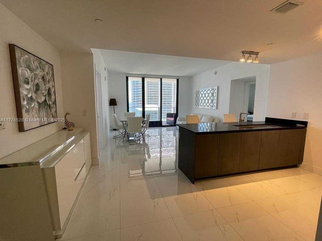 Small Image of 1010 BRICKELL AVE #2704, Miami Number 7