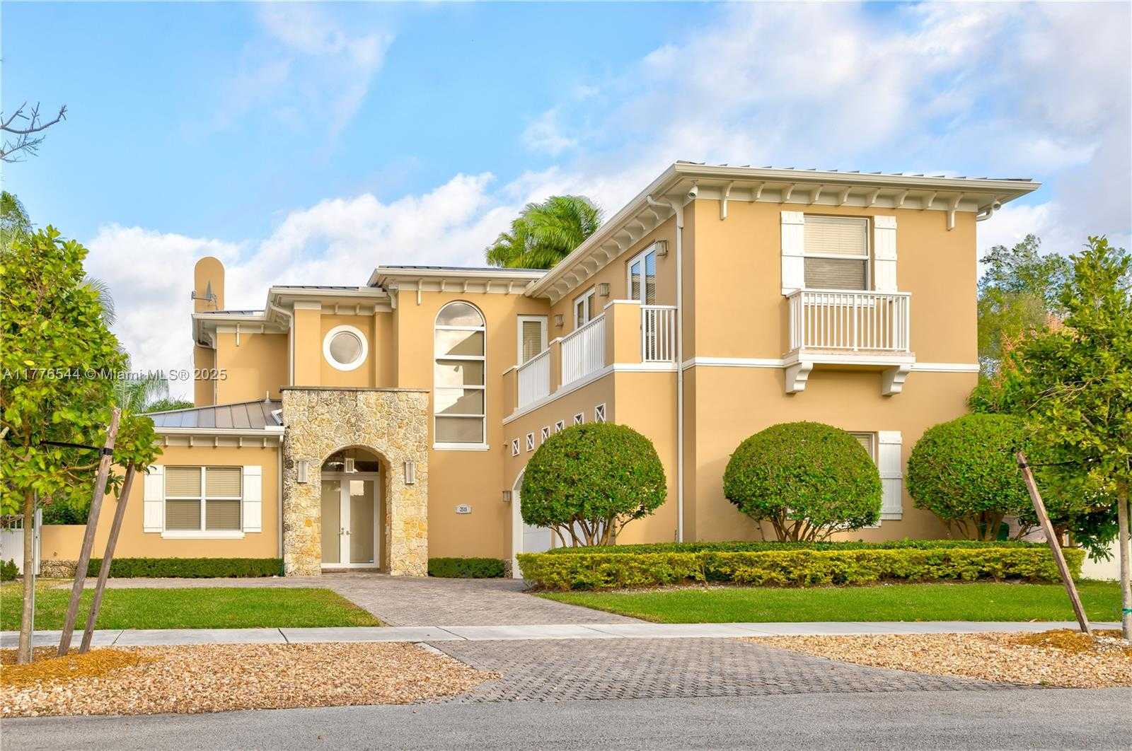 Small Image of 2515 SWANSON AVE #2515, Miami Number 20