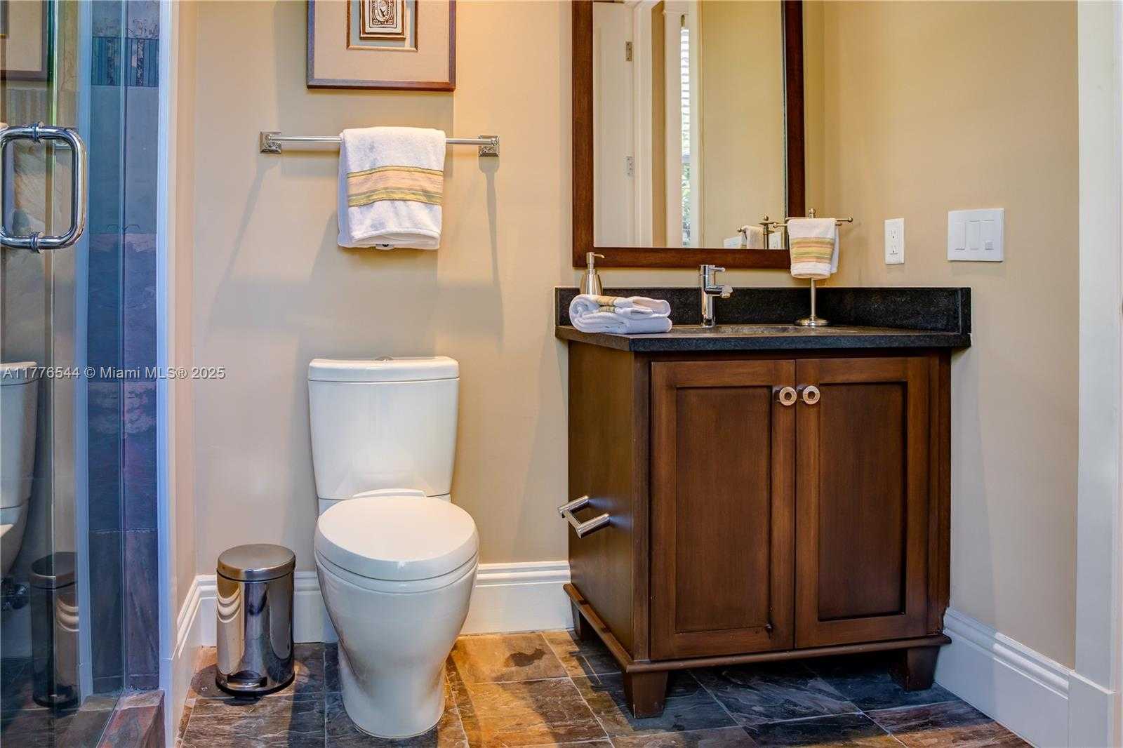 Small Image of 2515 SWANSON AVE #2515, Miami Number 7