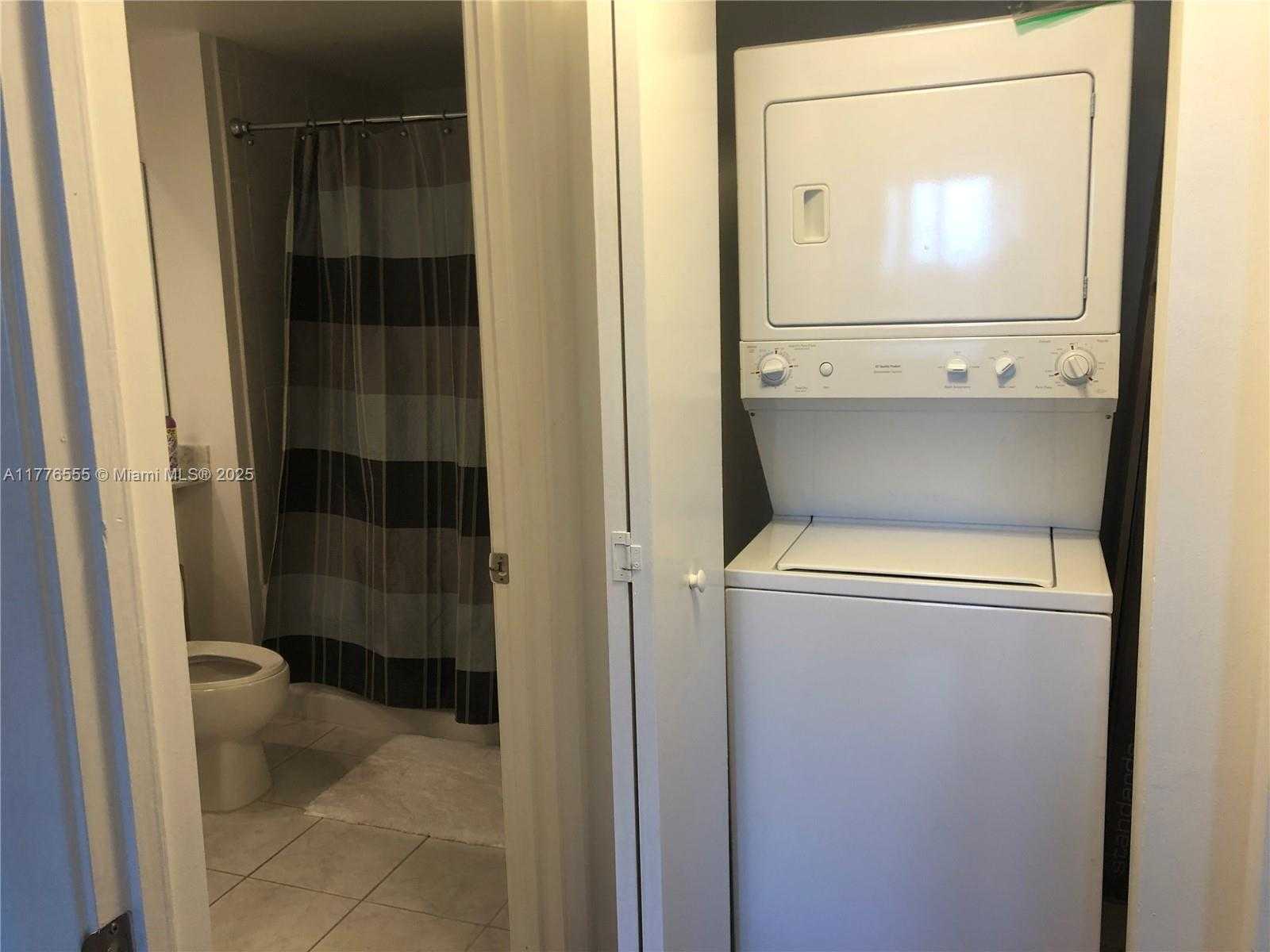 Small Image of 2775 NORTH EAST 187TH ST #519, Aventura Number 4