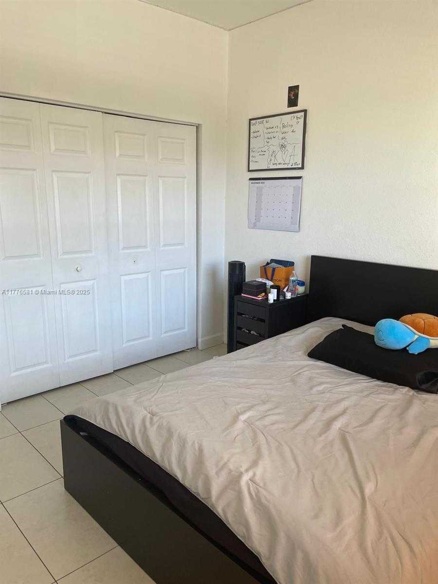 Small Image of 12981 SOUTH WEST 135TH ST #12981, Miami Number 14