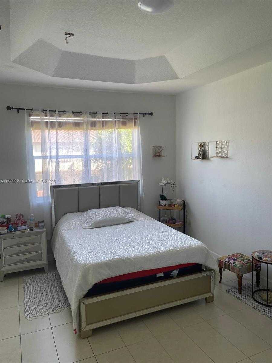 Small Image of 12981 SOUTH WEST 135TH ST #12981, Miami Number 18