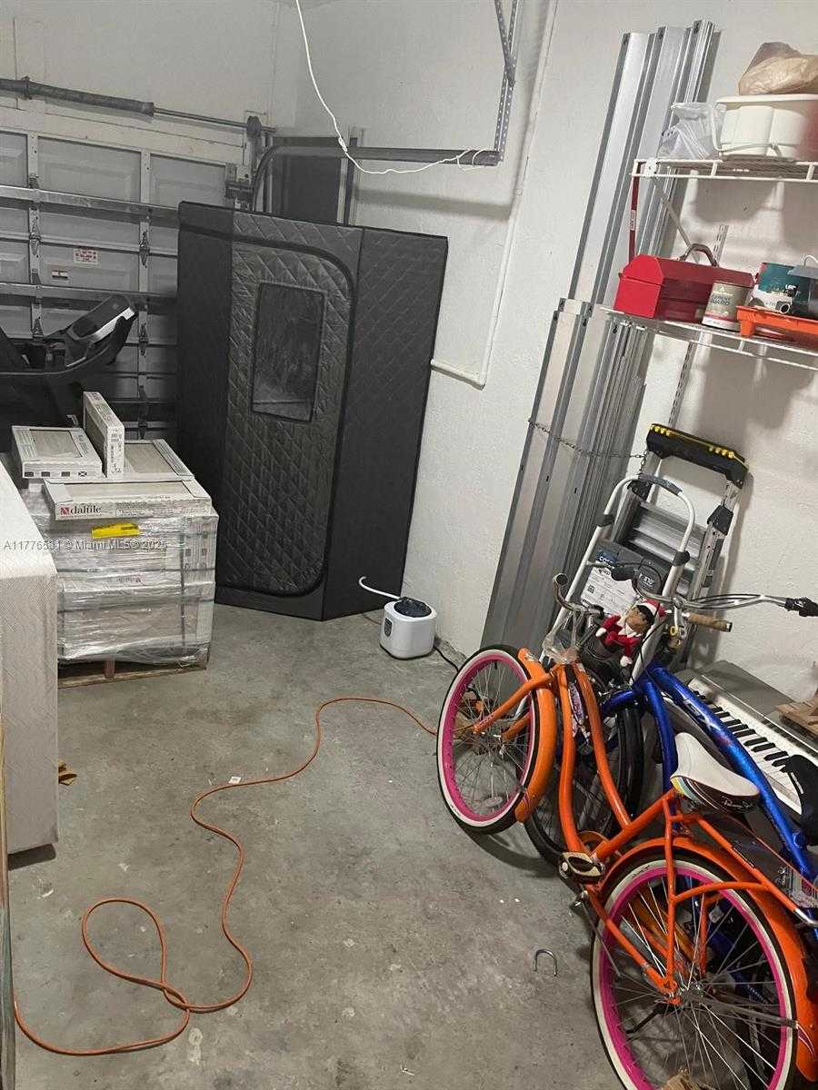 Small Image of 12981 SOUTH WEST 135TH ST #12981, Miami Number 22