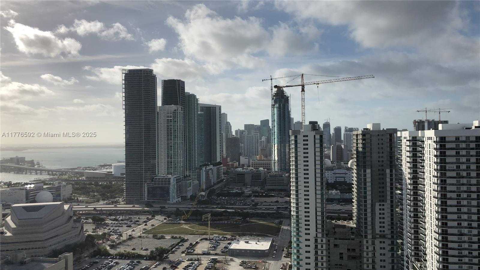 Small Image of 1600 #3308, Miami Number 3