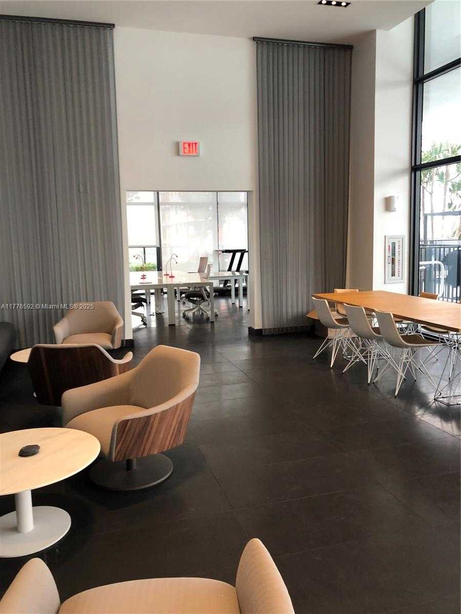 Small Image of 1600 #3308, Miami Number 31