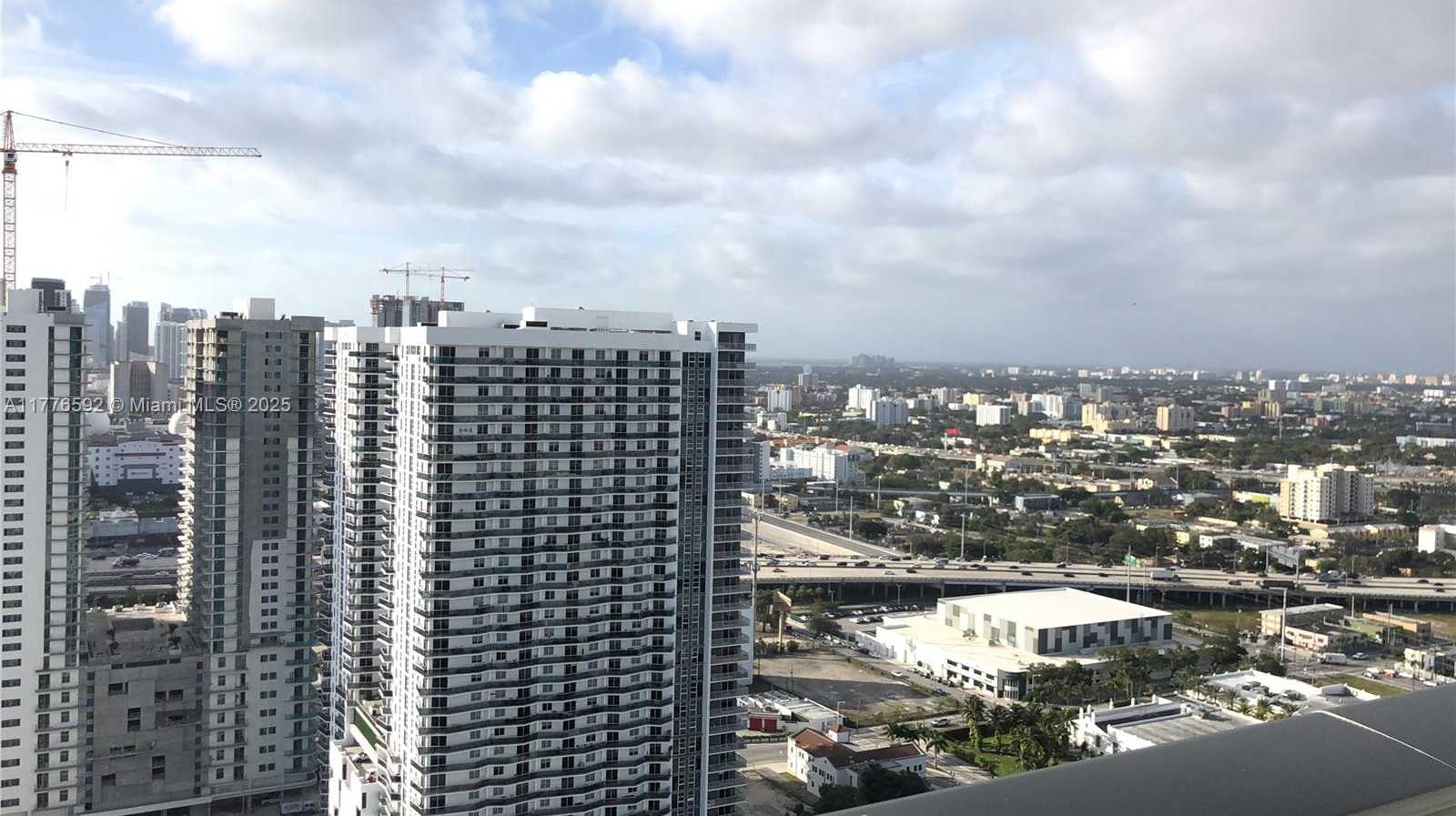 Small Image of 1600 #3308, Miami Number 4